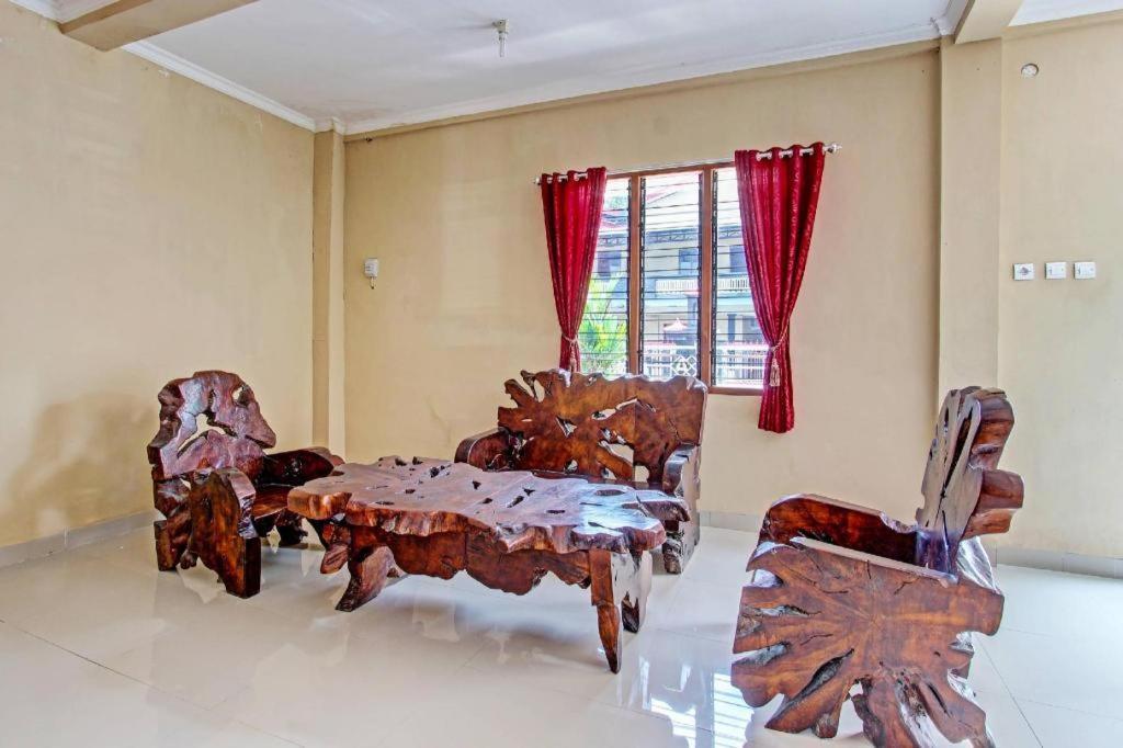 Oyo 91353 Hotel Surya Andesa Klaten Exterior foto